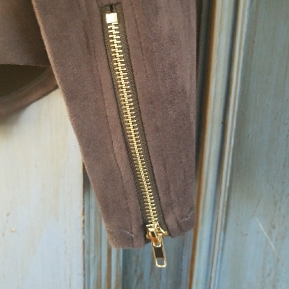 Solitude by Ravi Khosla Faux Suede Jacket - Picture 3 of 6